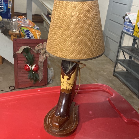 Lamp - Picture 2 of 2